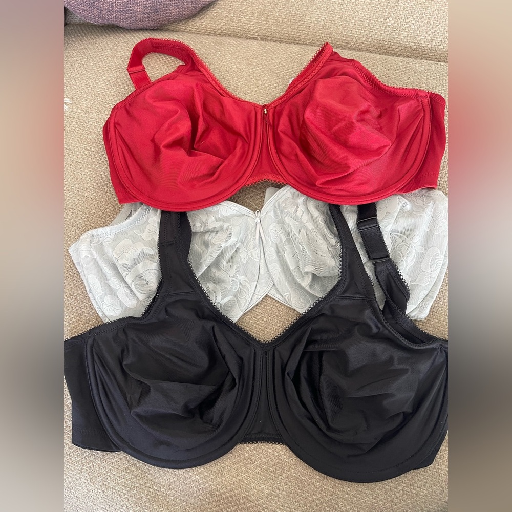Wacoal Red, White & Black Full Coverage Underwire Bras - 3-Pack